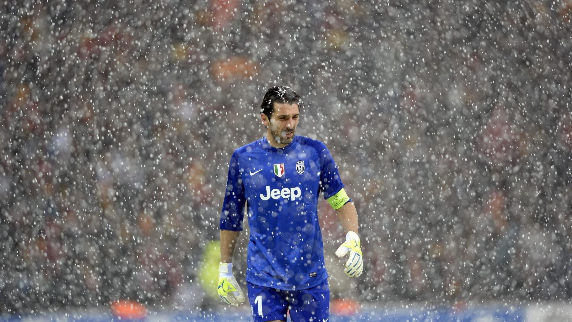 爱游戏体育官方入口-“峡谷穿梭：深山中的极速对抗”，峡谷穿越运动